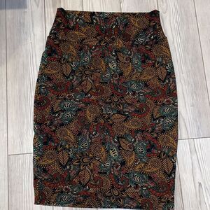 LulaRoe Cassie Printed MIdi Skirt size M